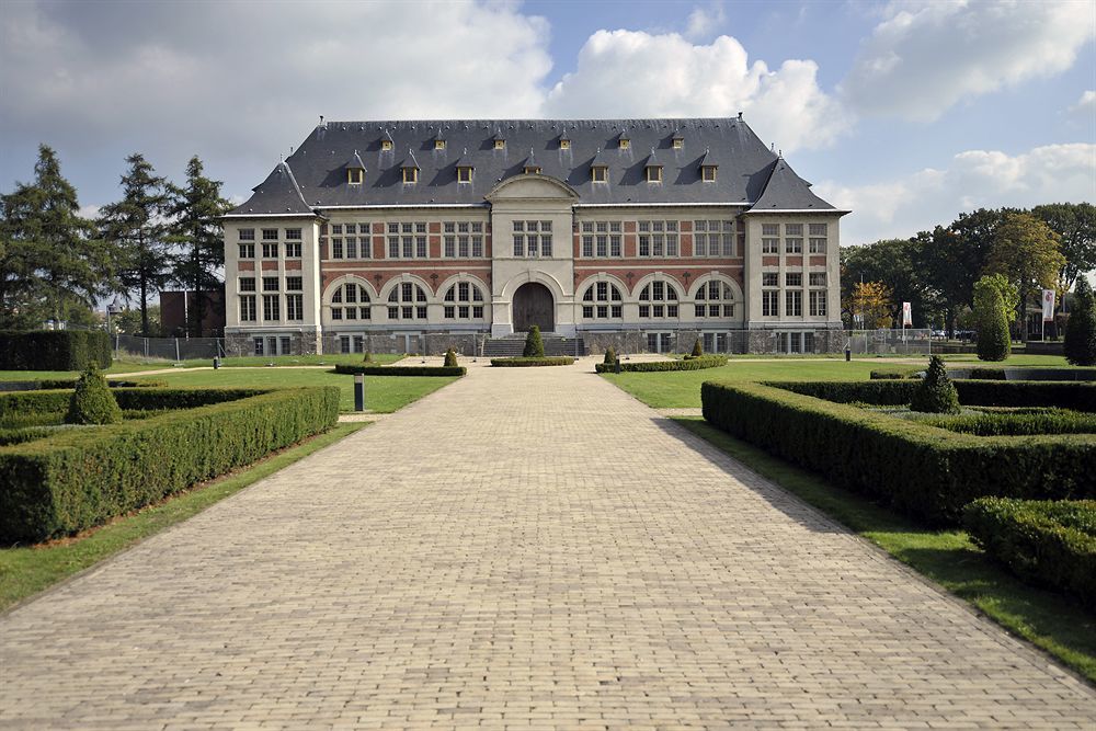 Terhills Hotel Maasmechelen Exterior foto